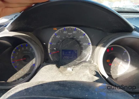 2009 Honda Fit z USA, uszkodzony, nr VIN JHMGE87299S037277